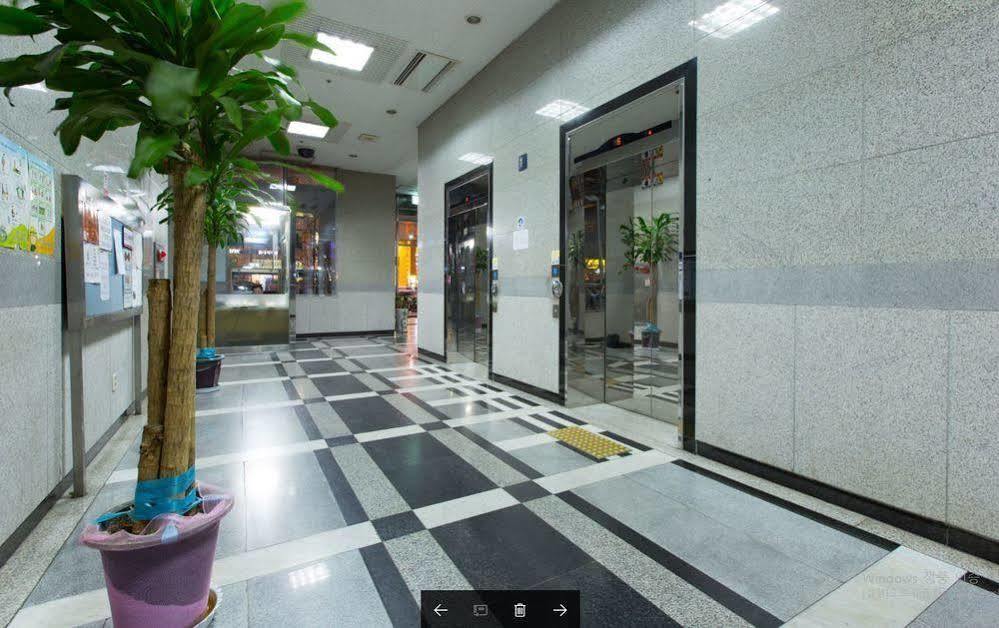 Jeong Stay Seoul Exterior photo
